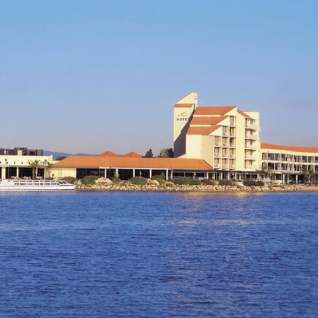Lakes Hotel Аделаида Экстерьер фото